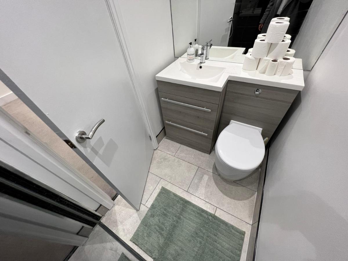 Streatham House - 2 Bedroom - Sleeps 6 - Free Wifi Streatham Vale Ngoại thất bức ảnh