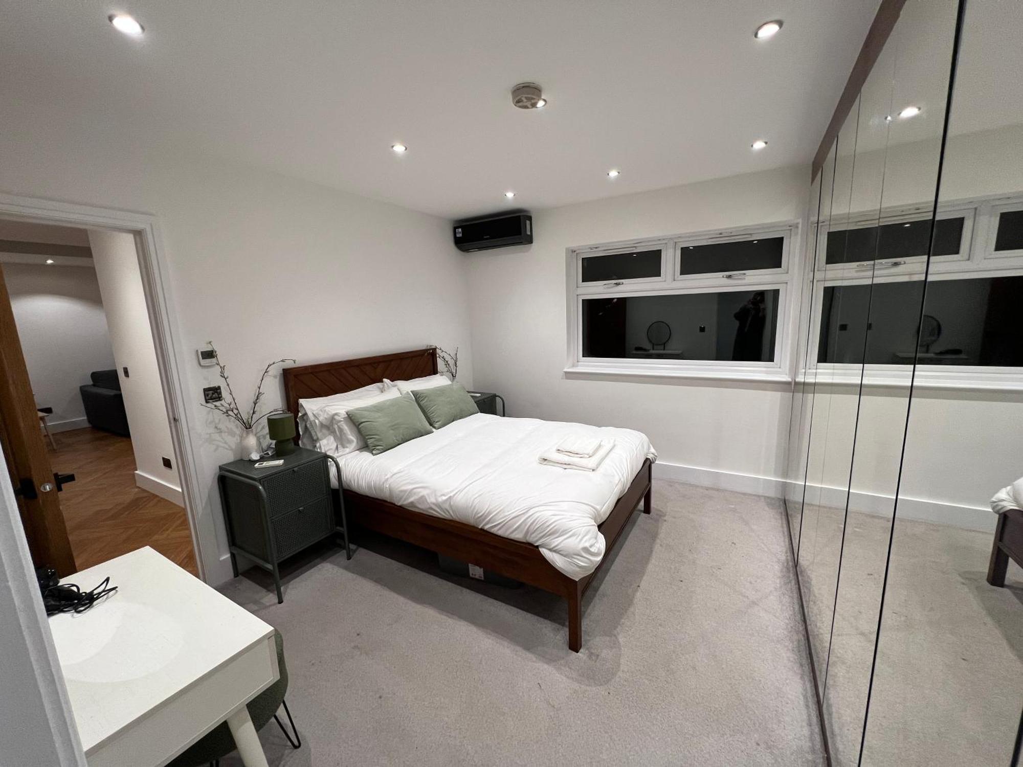 Streatham House - 2 Bedroom - Sleeps 6 - Free Wifi Streatham Vale Ngoại thất bức ảnh